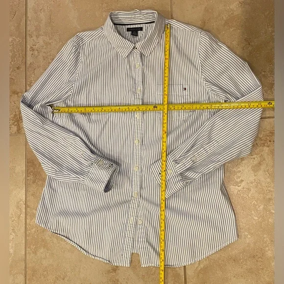 Iconic Tommy Hilfiger Classic button-up style w/White and Blue Striped Shirt - L - Picture 6 of 10